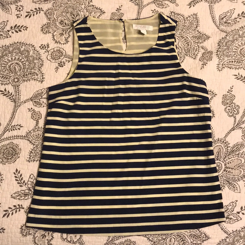 Sleeveless blouse